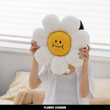 Load image into Gallery viewer, หมอนดอกเดซี่ DS023