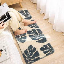 Load image into Gallery viewer, พรมเช็ดเท้า ลายใบไม้ DC017