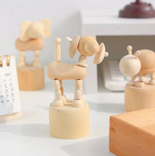 Load image into Gallery viewer, ตุ๊กตาไม้ สไตล์ญีปุ่น DC022