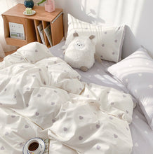 Load image into Gallery viewer, ชุดเครื่องนอน สไตล์ญี่ปุ่น มินิมอล