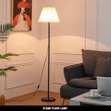 Load image into Gallery viewer, โคมไฟตั้งพื้น LM001