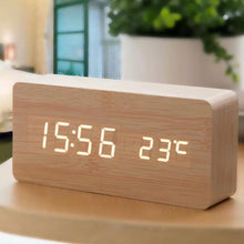 Load image into Gallery viewer, นาฬิกาดิจิตอลไม้ LM054